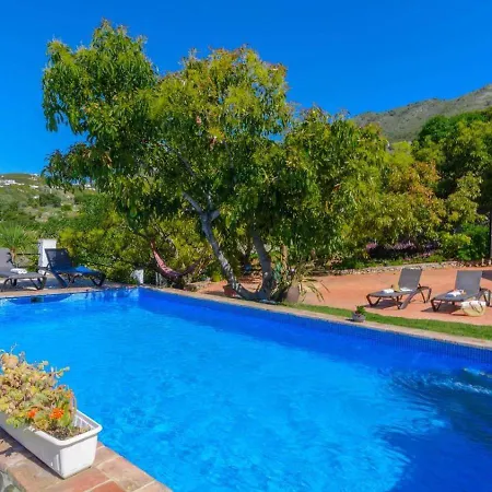 Villa Javier De By Ruralidays